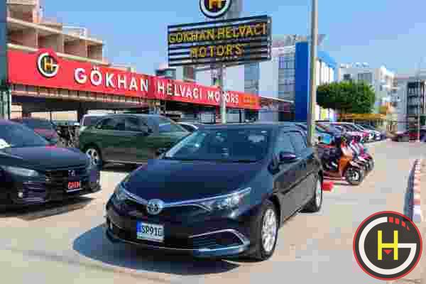 TOYOTA Auris